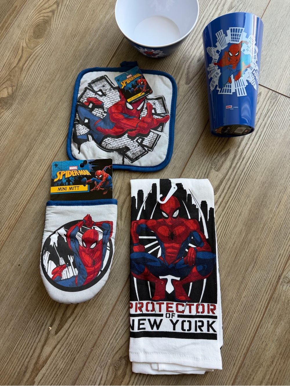 Marvel Spider-Man Kitchen Set - Red, Blue, White
